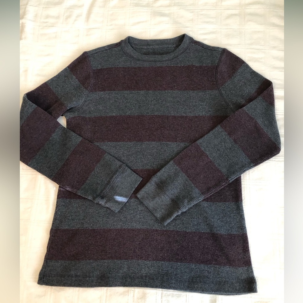 Urban Pipeline Gray Maroon Long Sleeve thermo T-shirt youth Large